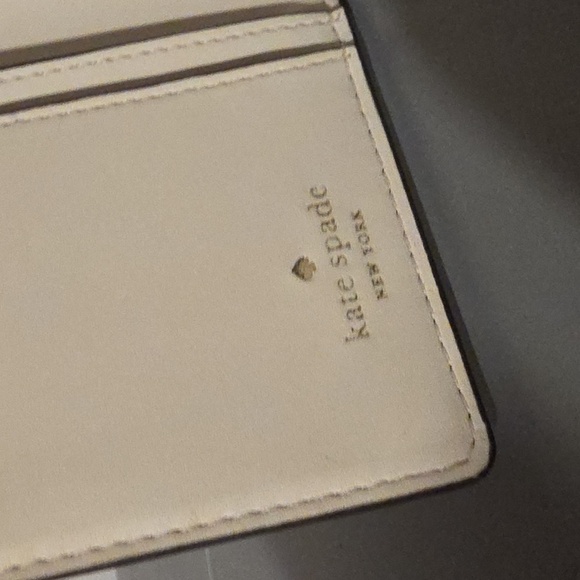 KATE SPADE NEW YORK Cream Bifold Wallet - Picture 9 of 12